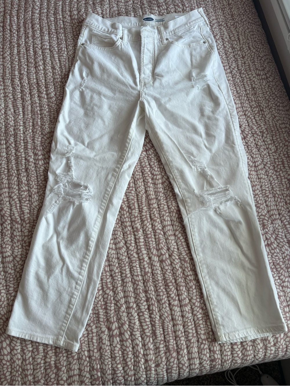 Old Navy White Relaxed Ripped High Rise Women’s Jeans